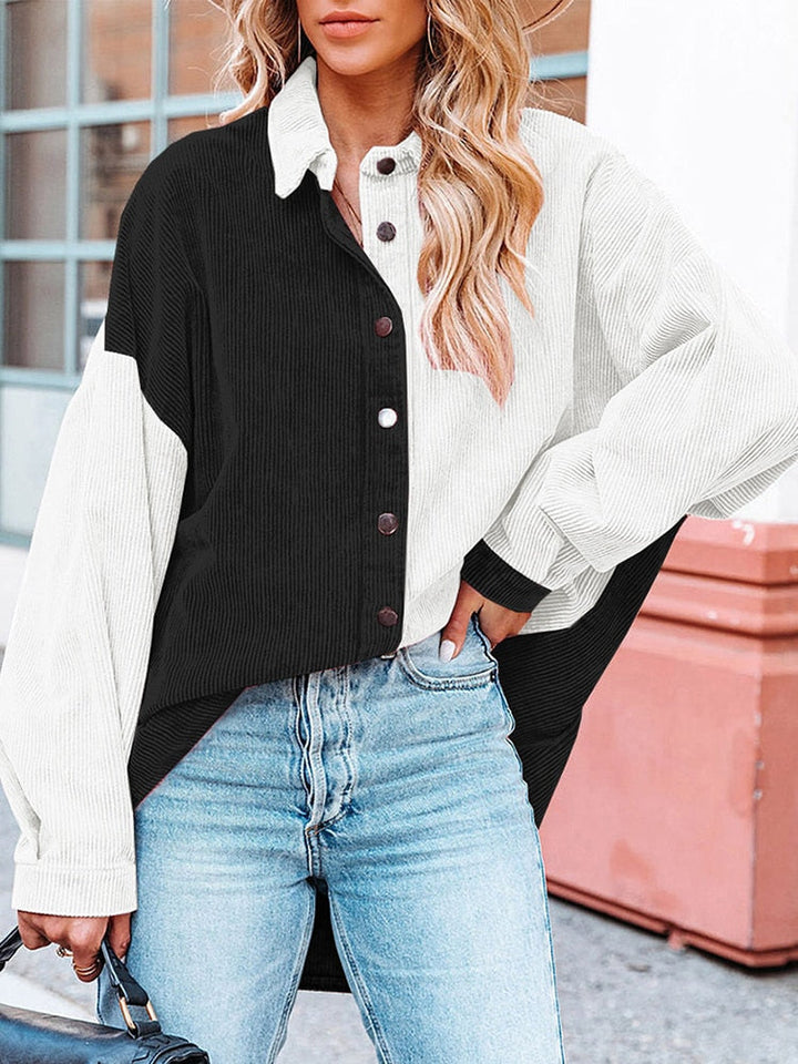 Amira Damesblouse – Ribfluwelen Blouse met Knoopsluiting en Modern Design